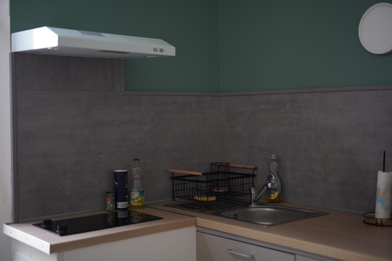 Logement Cosy Avec Stationnement Gratuit 特鲁瓦 外观 照片